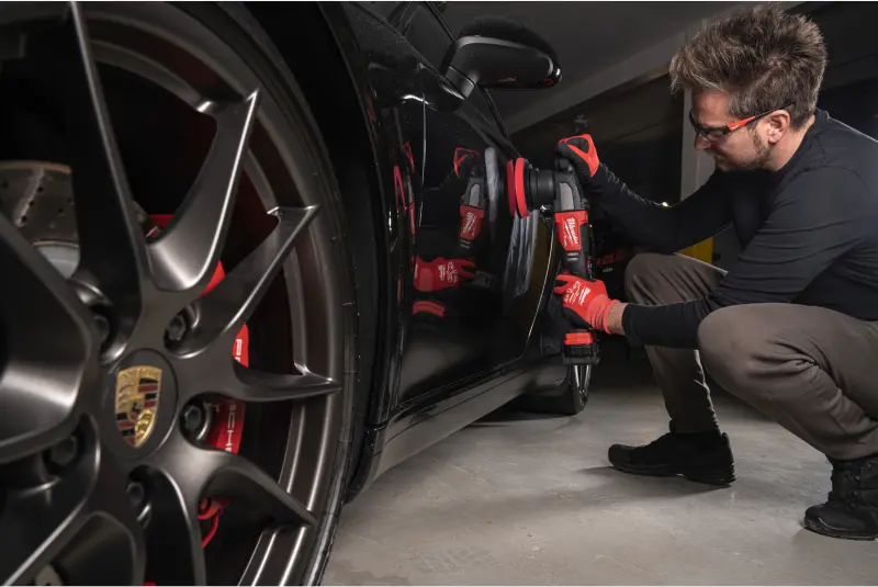 Aku excentrická leštička Milwaukee M18 FROP15-502X KIT, leštící bruska 125 mm, 2x aku M18 B5 + nabíječka M12-18 FC + příslušenství, 4933492352 (MI4933492352)